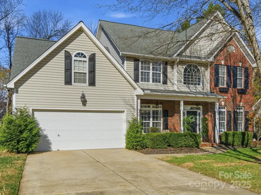 4810 Shadow Pine Drive, Charlotte, NC 28269 - Image #3