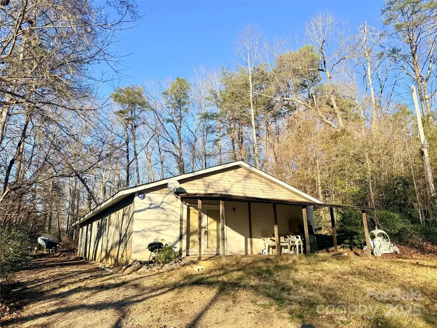 138 Rash Road, Lincolnton, NC 28092 - Image #2