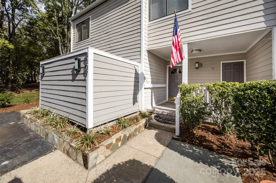 8307 Cricket Lake Drive, Charlotte, NC 28277 - Image #2
