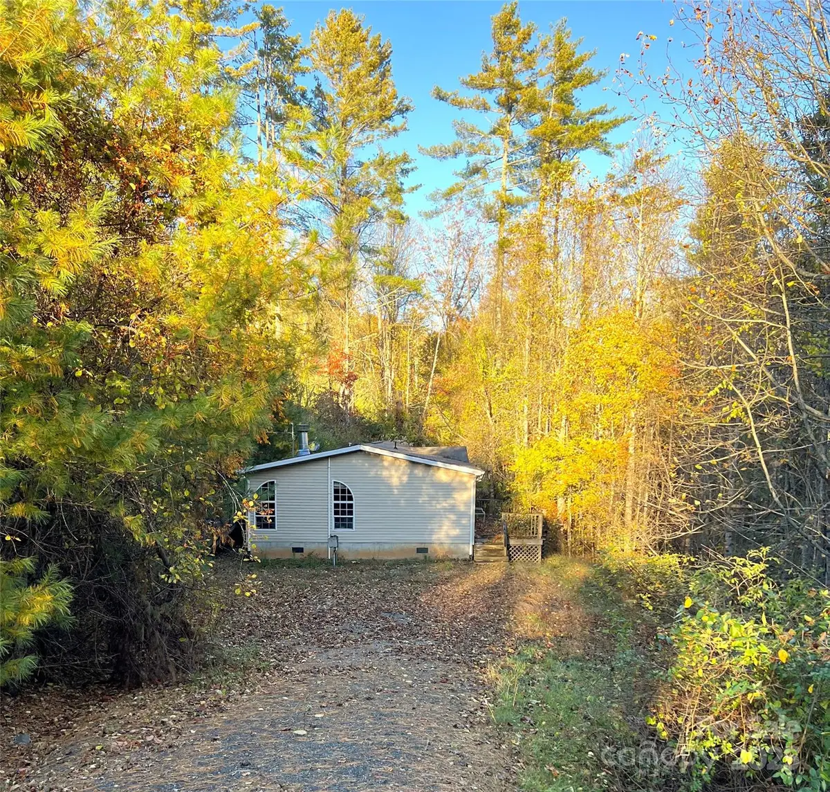 6 Woodland Street, Spruce Pine, NC 28777 - Image #1