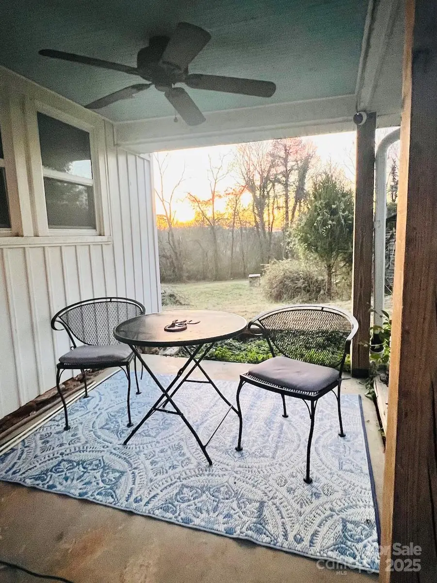 98 Poplar Springs Road, Hiddenite, NC 28625 - Image #2