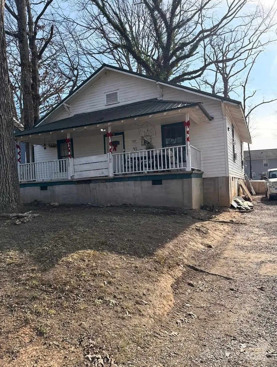 933 Wallace Street, Statesville, NC 28677 - Image #2