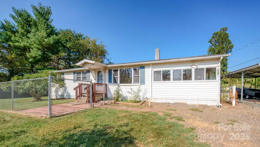 531 Bryson Road, Candler, NC 28715 - Image #2