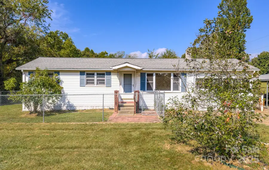 531 Bryson Road, Candler, NC 28715 - Image #3