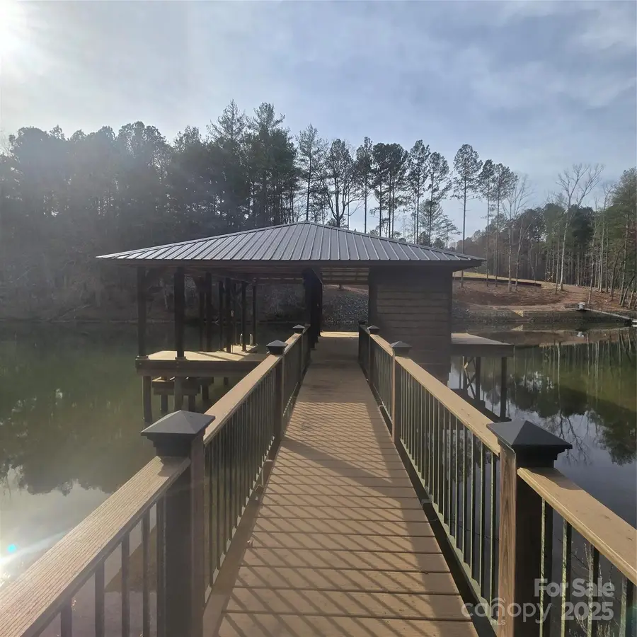 1096 Lake Vista Drive Ne, Valdese, NC 28690 - Image #3