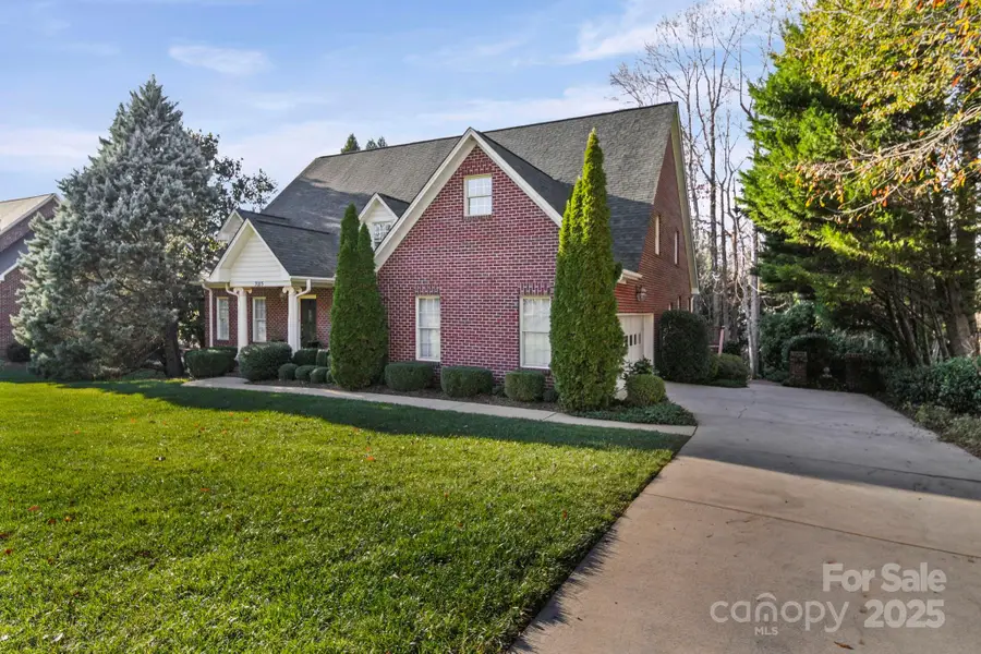 3015 Hamptonbrook Drive, Gastonia, NC 28056 - Image #2