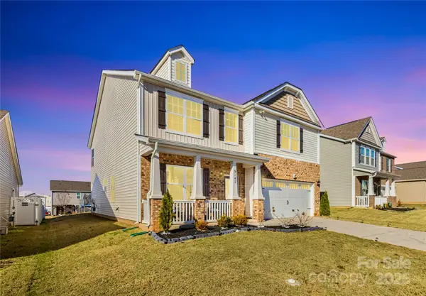 9142 Mackinaw Drive, Gastonia, NC 28056