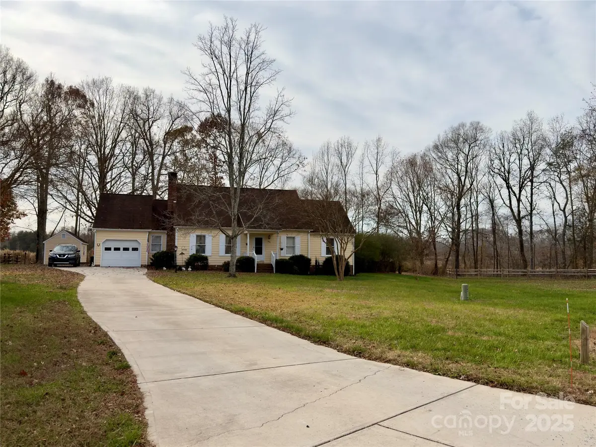 205 Willow Drive, Salisbury, NC 28146 - Image #1