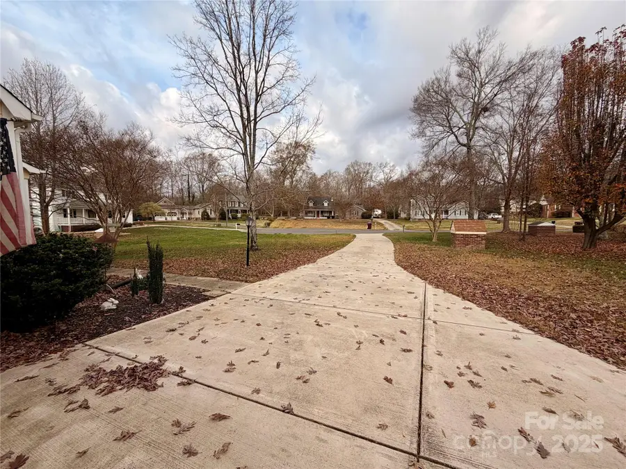 205 Willow Drive, Salisbury, NC 28146 - Image #3