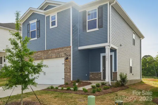 1321 30th Street Lane Ne, Conover, NC 28613