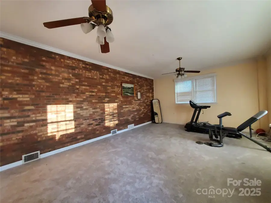 2318 Shaw Avenue, Gastonia, NC 28054 - Image #2