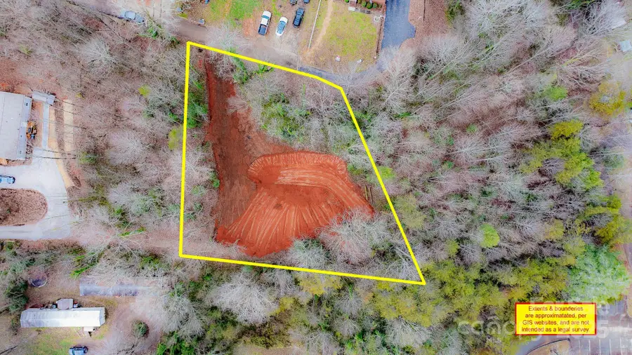 82 Overlook Drive W, Marion, NC 28752 - Image #3