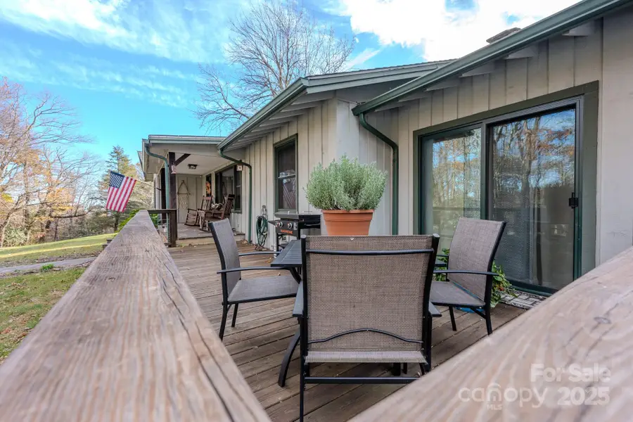 127 Reid Queen Drive, Little Switzerland, NC 28749 - Image #3