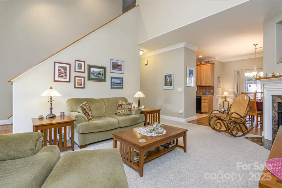 815 West Pointe Drive, Asheville, NC 28806 - Image #3