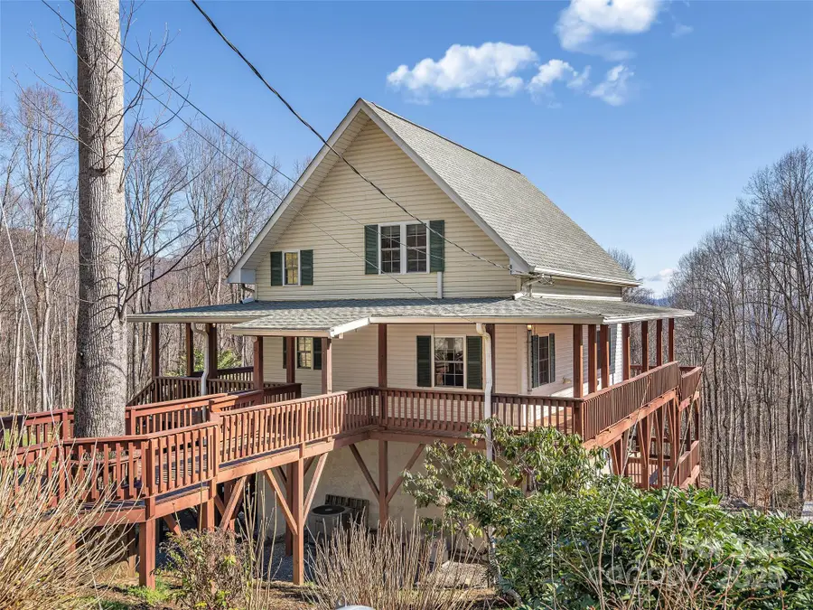 575 Twin Brook Drive, Waynesville, NC 28785 - Image #3