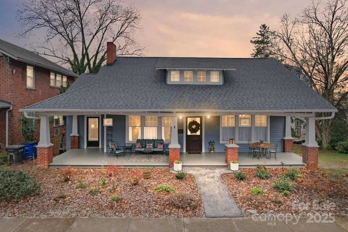 202 S Oak Street, Statesville, NC 28677 - Image #1