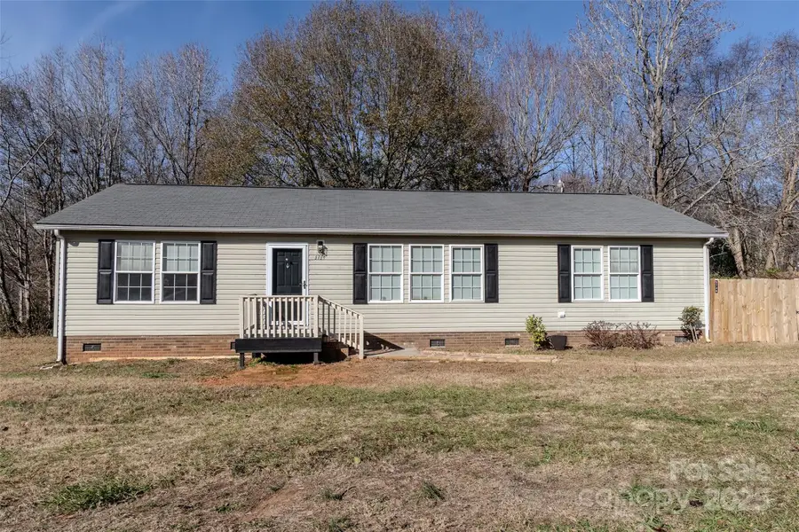 5739 Pug Lane, Iron Station, NC 28080 - Image #3