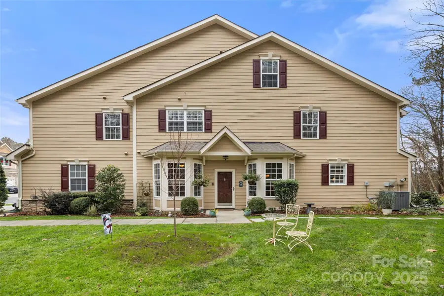719 Deerbrook Lane, Tega Cay, SC 29708 - Image #2