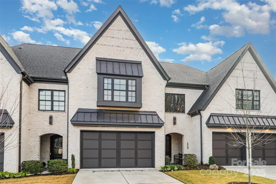 119 Thorncote Place, Charlotte, NC 28226 - Image #2
