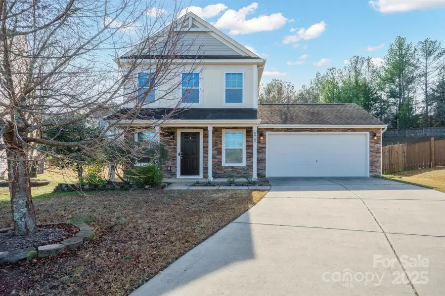 5707 Saint Adriens Way, Concord, NC 28025 - Image #2