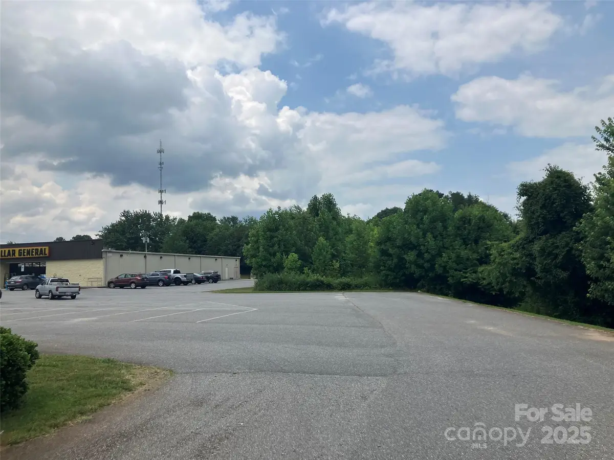 1320 Burkemont Avenue, Morganton, NC 28655 - Image #1