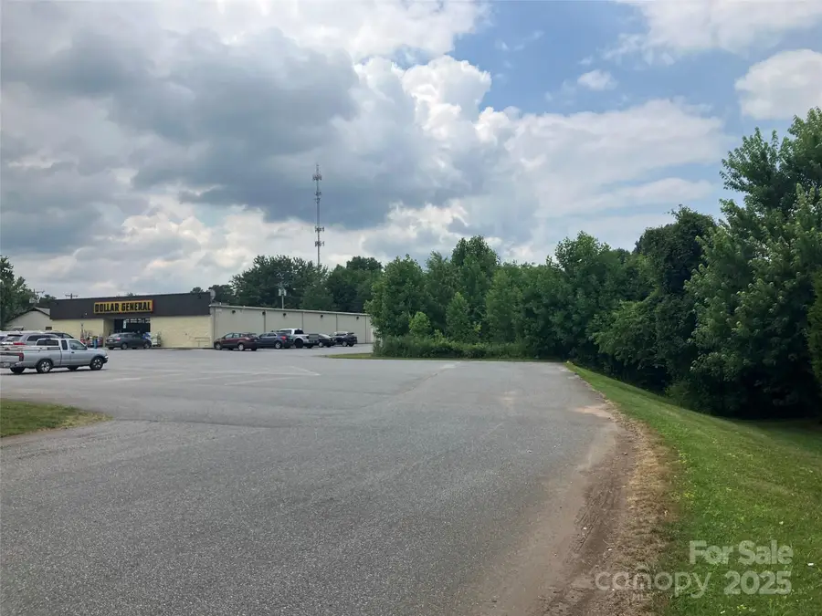 1320 Burkemont Avenue, Morganton, NC 28655 - Image #2