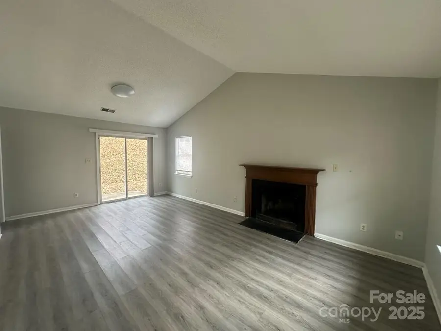 2000 Teddington Drive, Charlotte, NC 28214 - Image #3