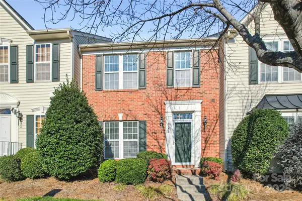 8130 Bridgegate Drive, Huntersville, NC 28078
