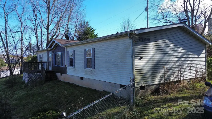 21 Crosswinds Drive, Leicester, NC 28748 - Image #3