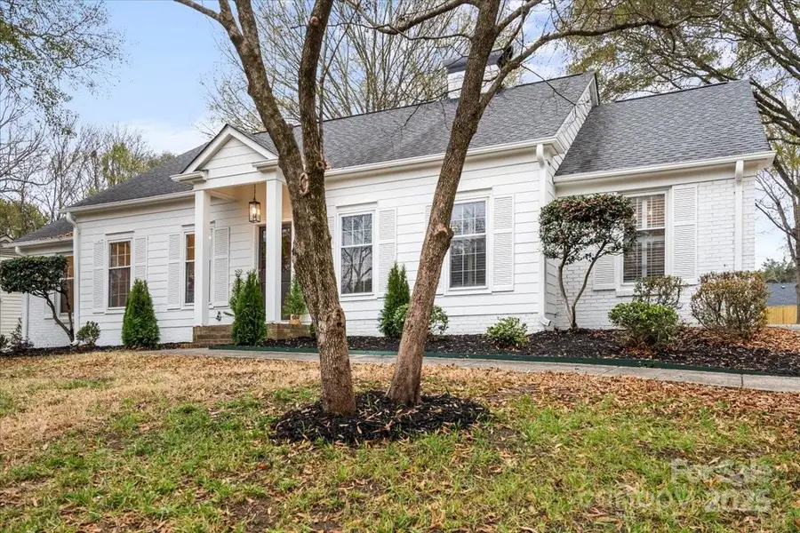 4714 Dawnridge Drive, Charlotte, NC 28226 - Image #3