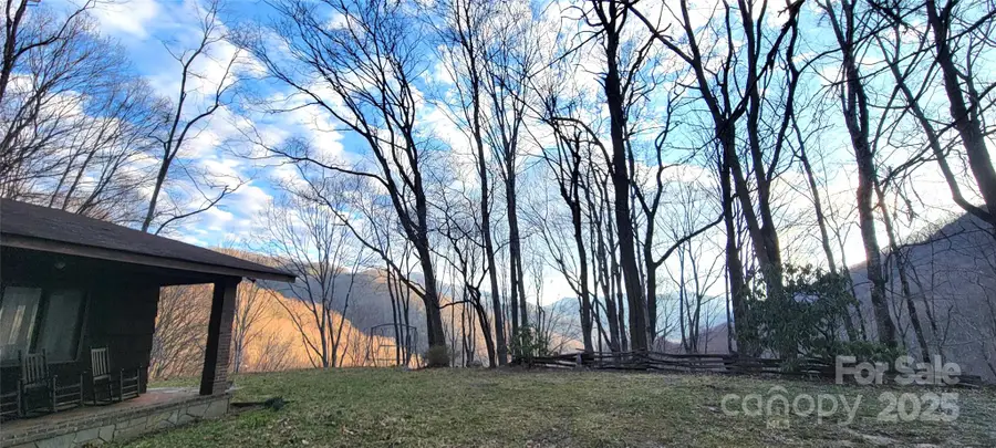 334 Wayah Zooshuga Road, Maggie Valley, NC 28751 - Image #2