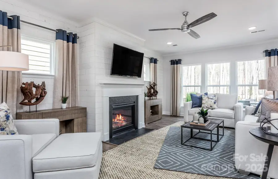 1556 Gossage Lane Nw, Concord, NC 28027 - Image #3