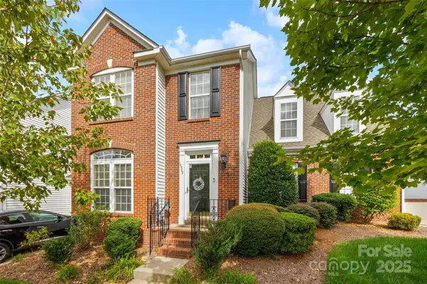 14569 Greenpoint Lane, Huntersville, NC 28078