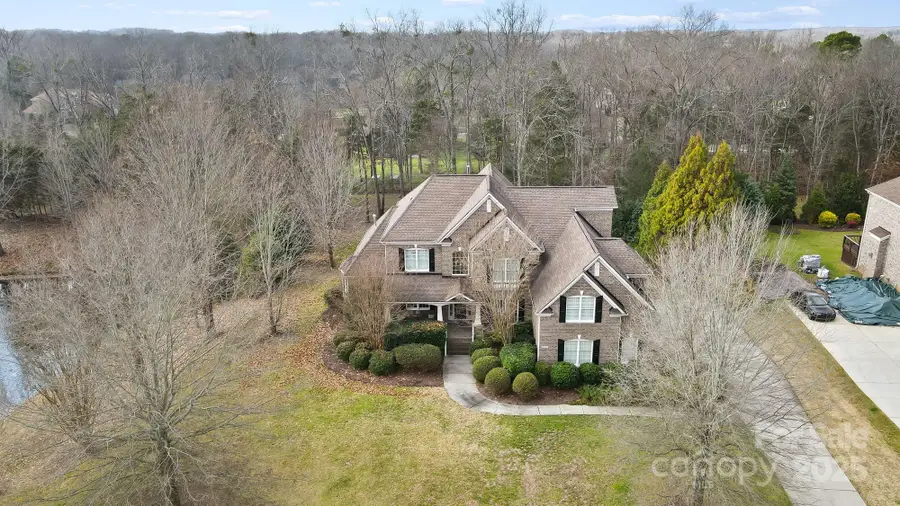 2016 Autumn Blossom Lane, Waxhaw, NC 28173 - Image #2