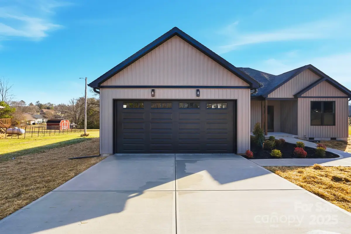 222 River Hill Road, Statesville, NC 28625 - Image #1