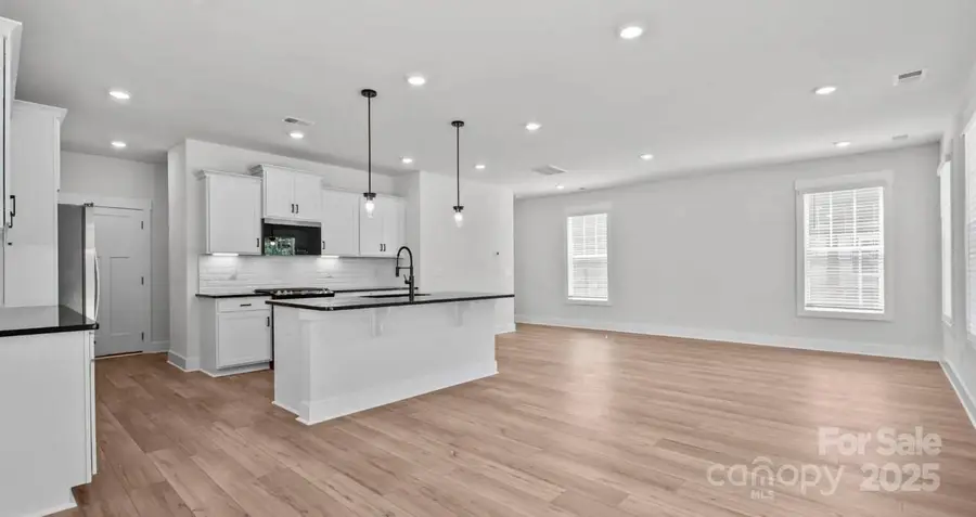 118 Canary Lane, Mooresville, NC 28115 - Image #2