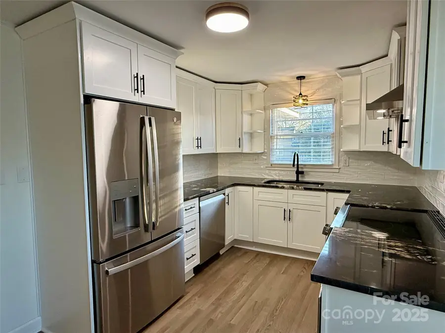 647 E Black Street, Rock Hill, SC 29730 - Image #2