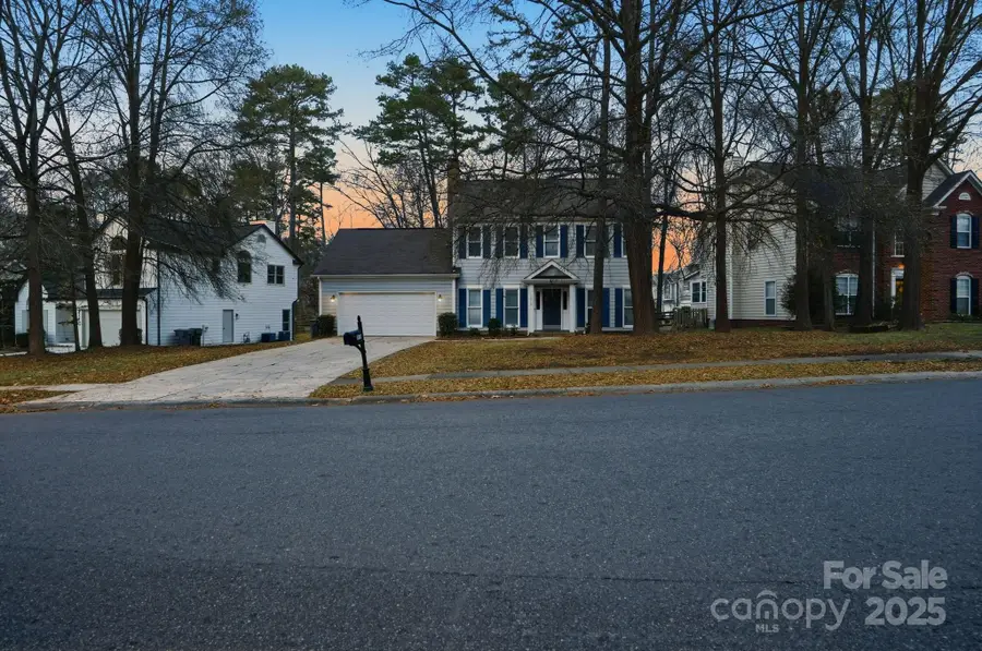 3818 Yorkford Drive, Charlotte, NC 28269 - Image #2
