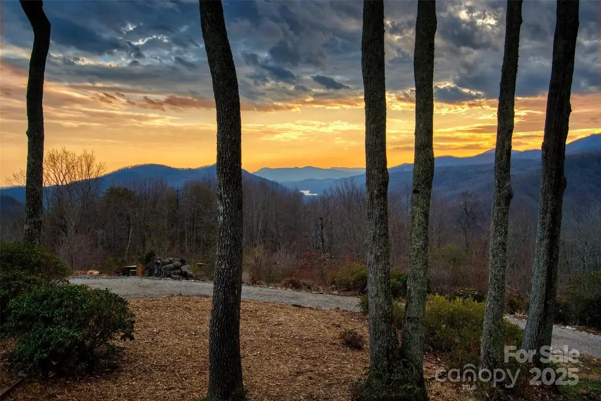 3107 Mckenzie Way N, Old Fort, NC 28762 - Image #1