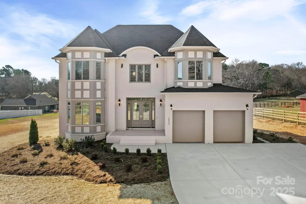 16612 Blackberry Hills Drive, Midland, NC 28107 - Image #1