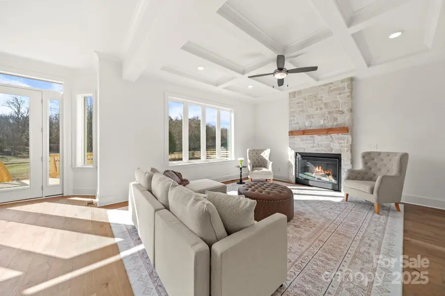 16612 Blackberry Hills Drive, Midland, NC 28107 - Image #3