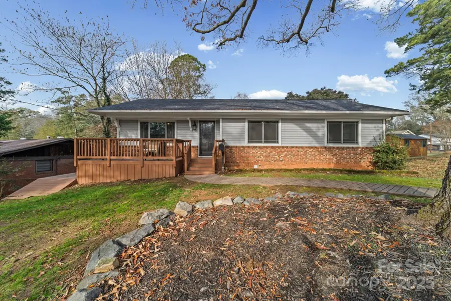 6514 Highwood Place, Charlotte, NC 28210 - Image #2