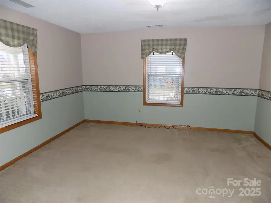 812 E Catawba Street, Belmont, NC 28012 - Image #2