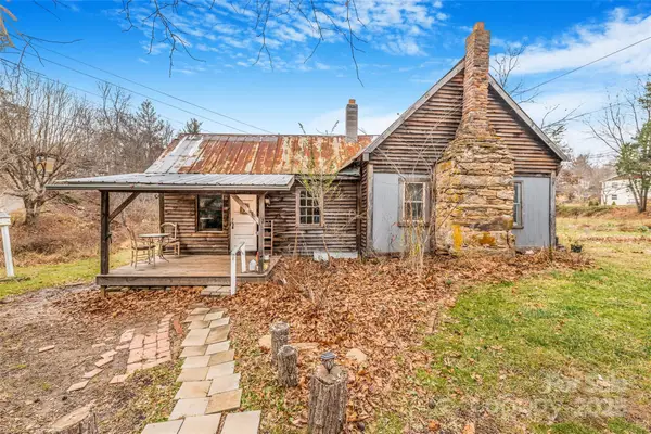 1 Mustang Drive, Leicester, NC 28748