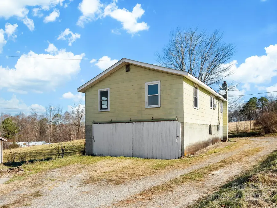 71 Lower Glady Fork Road, Candler, NC 28715 - Image #3