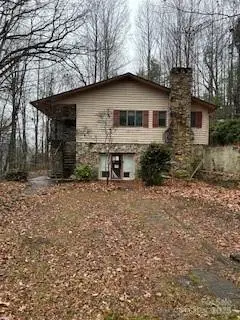 209 Ivy Hill Road, Hendersonville, NC 28792
