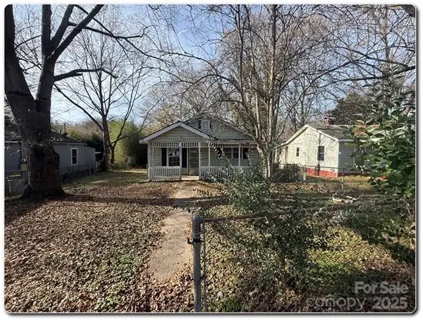 515 S Maple Street, Dallas, NC 28034