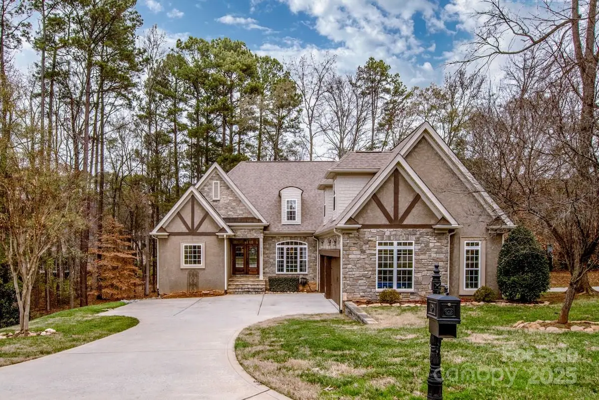 7957 Glen Abbey Circle, Stanley, NC 28164 - Image #1