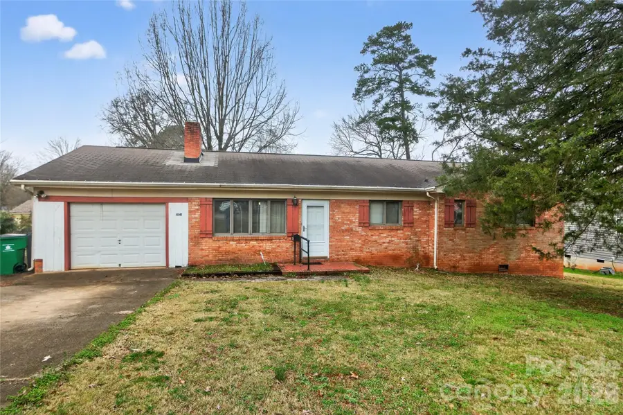 1041 Watts Drive, Charlotte, NC 28216 - #2