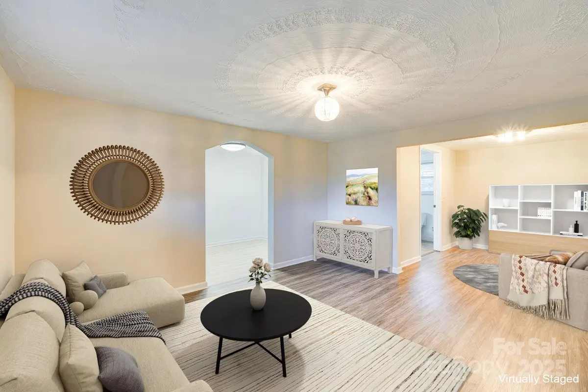 1510 1st Street Place Se, Hickory, NC 28602 - Image #1